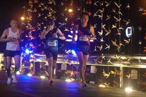 BIB: 40102, 0627, 40552
                            <button type="button" onclick="openModal(18275322)" class="btn btn-primary btn-sm float-right btn-popup" data-toggle="modal" data-target=".modal-high-quality">
                        <i class="fas fa-shopping-cart"></i> Add to Cart
                    </button>
                                            <button type="button" onclick="isThisMe(18275322, true)" class="btn btn-success btn-sm float-right btn-popup btn-isme hidden" data-toggle="tooltip" data-placement="bottom" title="นี่คือรูปของคุณใช่ไหม คลิกที่นี่เพื่อเอาเข้าอัลบั้ม">
                        <i class="fas fa-plus"></i> Add to album
                    </button>
                    <button type="button" onclick="isThisMe(18275322, false)" class="btn btn-warning btn-sm float-right btn-popup btn-isnotme hidden">
                        <i class="fas fa-ban"></i> Remove from album
                    </button>